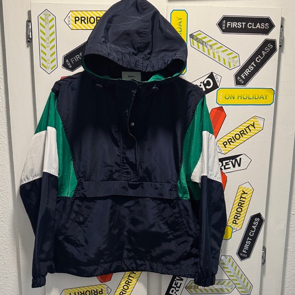 Forever 21 Tops - Forever 21 Navy Hoodie with Green & White Accents Rain Jacket